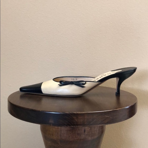 CHANEL Shoes - SOLD 🔺Authentic CHANEL Two Tone Kitten Heel Mules